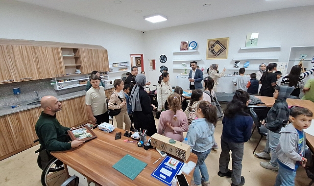 Kursiyer Öğrencilerden Engelli Bireylere Ziyaret