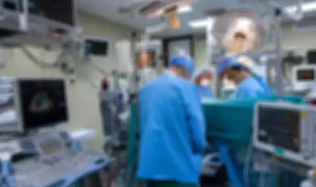 Urfa’da skandal olay! Yoğun bakıma sivil kıyafetle girip, çalışanları tehdit etti!