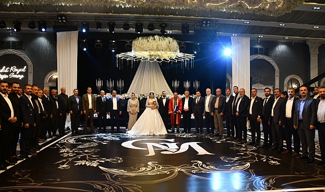 Yıldız ve Cızlak Ailelerinin Mutlu Günü