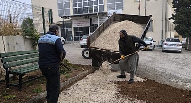 Bozova Belediyesi, İlçe Sağlık Ocağı Çevresindeki Düzenleme Çalışmalarını Tamamladı