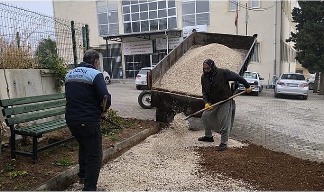 Bozova Belediyesi, İlçe Sağlık Ocağı Çevresindeki Düzenleme Çalışmalarını Tamamladı