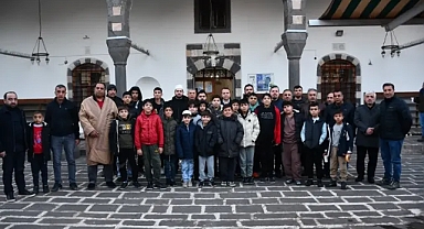 Siverek’te Baba-Oğul Sabah Namazı Buluşmaları Düzenlendi