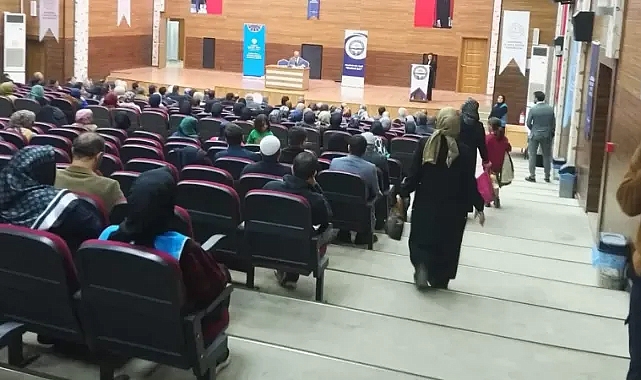 Urfa'da Şehir İrfan Medeniyeti konferansı düzenlendi