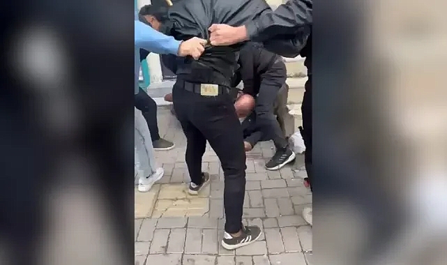 Urfa'da sokak ortasında darp edildi!