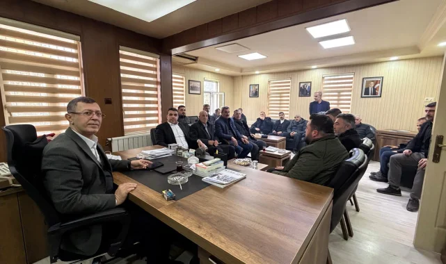 AK Parti Bozova Heyeti TES-İŞ Şube Başkanını Ziyaret Etti