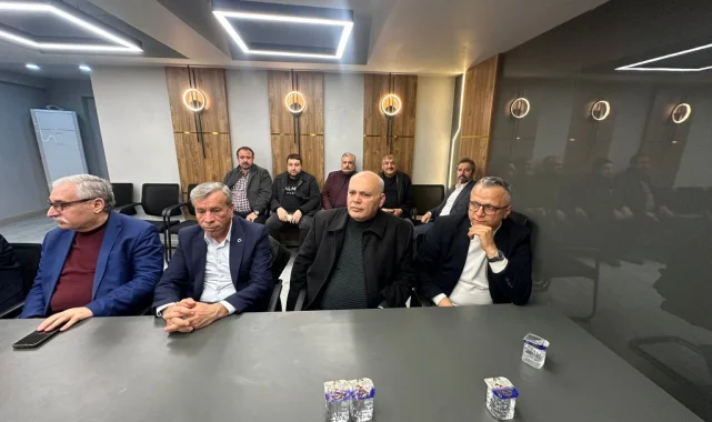 AK Parti Karaköprü Haftalık Yönetim Kurulu Toplantısını Gerçekleştirdi