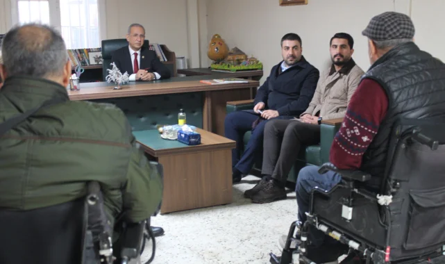 AK Parti Karaköprü Heyetinden Omurilik Felçliler Derneği'ne Destek Ziyareti