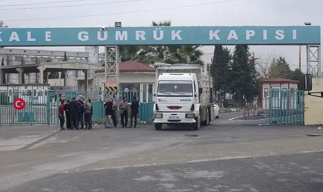 Akçakale Gümrük Kapısı’ndaki ücret tarifesine tepki!