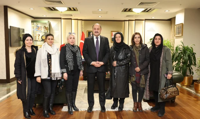 Başkan Gülpınar, Gülen Yüzler Derneği Heyetini Makamında Ağırladı