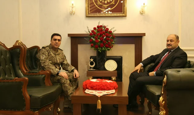 Başkan Gülpınar İl Emniyet Müdürü Aksoy'u Makamında Ziyaret Etti
