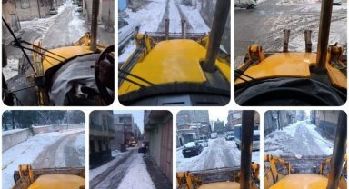 Eyyubiye Belediyesi Kış Tedbirlerini Yoğunlaştırdı: Kar Küreme Çalışmaları Sürüyor