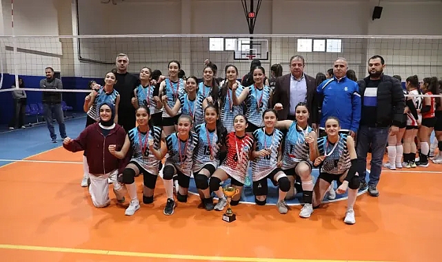 Haliliye Belediyespor yıldız kızlarda il şampiyonu oldu!