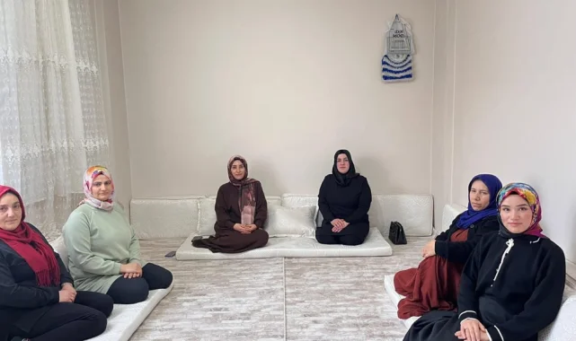Hilvan AK Parti Kadın Kolları Başkanlığı'ndan Önemli Ev Ziyareti