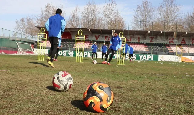Karaköprü Belediyespor, İkinci Devrenin İlk Maçına Galibiyet Hedefiyle Hazırlanıyor