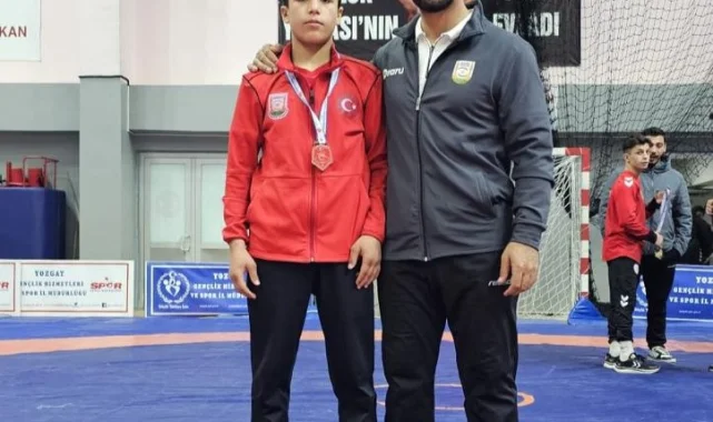 Şanlıurfa Büyükşehir Belediyesi Sporcusu Türkiye Üçüncüsü Oldu