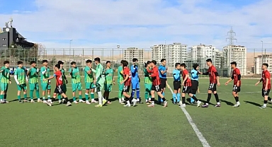 Şanlıurfa U19 derbisinde gülen taraf Karaköprü Belediyespor oldu