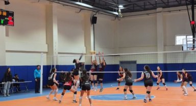 Şanlıurfa'da Yıldız Kızlar Voleybol İl Birinciliği Müsabakaları Başladı