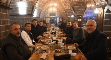 Şanlıurfaspor'a Rötar Nedeniyle Siverek Belediyesi'nden Konaklama Desteği