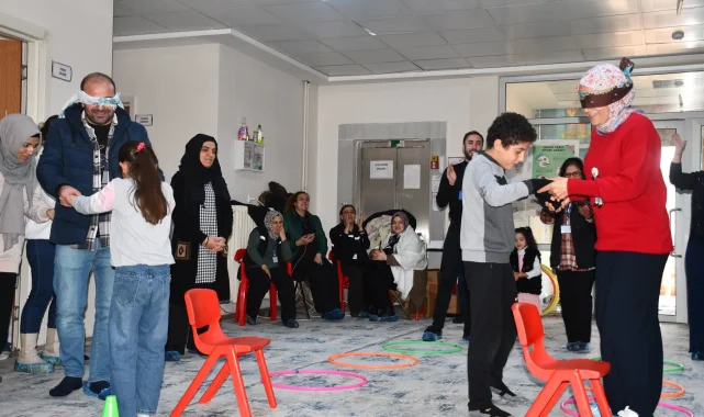 Siverek Belediyesi'nden Anne ve Çocuklara Yönelik Atölye Çalışması