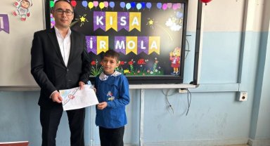 Suruç Mehmet Akif Ersoy İlkokulu'nda Karne Heyecanı Yaşandı