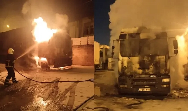 Urfa'da tırlar alev aldı!