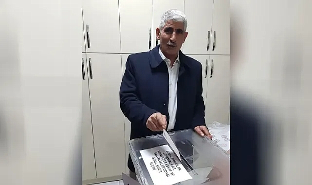 Urfa’nın ilçesinde seçim! 29 yıllık başkan güven tazeledi!