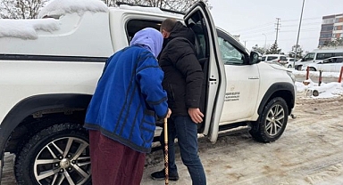 Viranşehir Belediyesi’nden Diyaliz Hastasına Kar Mesaisinde Destek