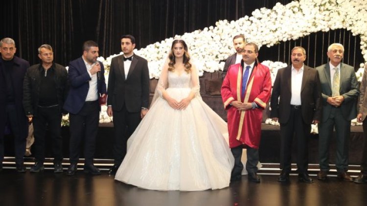 AK Parti Karaköprü Başkanı Çelik'ten Nikah Törenine Katılım