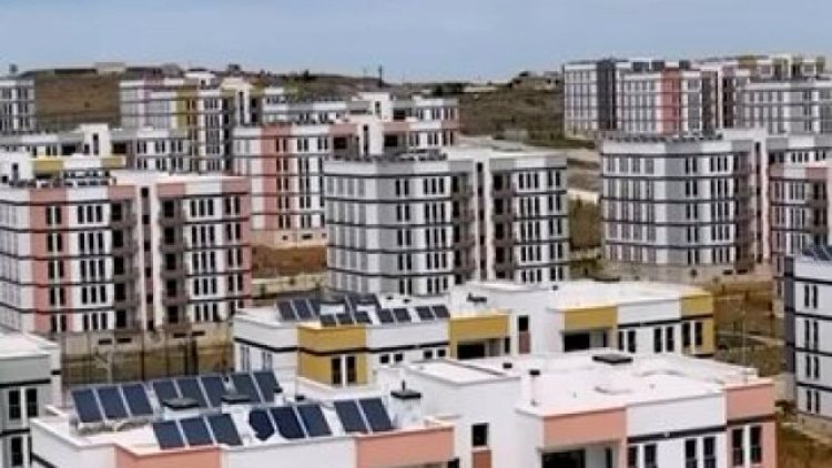 AK Parti Karaköprü'den Deprem Mesajı: Yaralar Birlikte Sarıldı