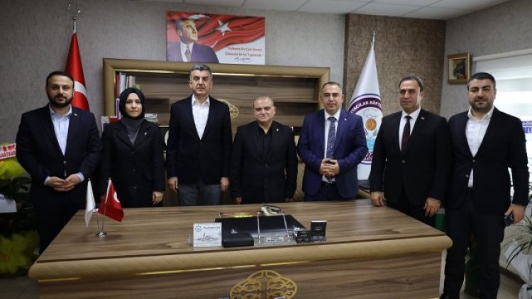 AK Parti Karaköprü'den Lokantacılar Odası'na Hayırlı Olsun Ziyareti