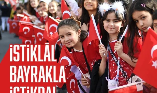 Ceylanpınar'da Bayrak Sevgisi Okullarda Canlandı