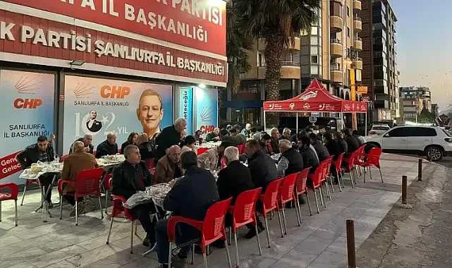 CHP'nin Urfa'daki iftarları sürüyor 