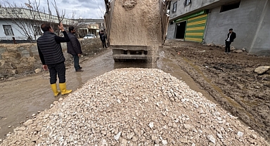 Eyyübiye Kırsal Mahalle Yollarında Yapım Devam Ediyor