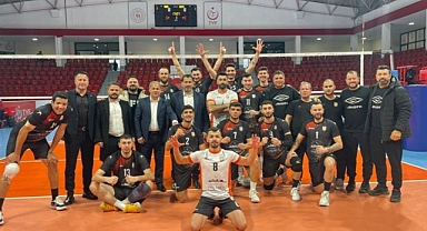 Filede Büyük Başarı: Şanlıurfa Son 8’de