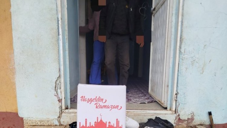 Halfeti'de Ramazan Öncesi İhtiyaç Sahiplerine Gıda Kolisi Dağıtımı Başladı
