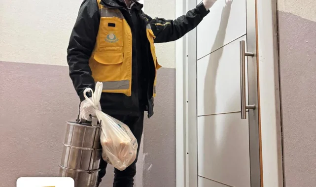 Haliliye Belediyesi'nden 5 Bin Hemşehriye Sıcak Yemek ve Hane Ziyareti
