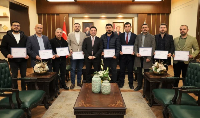 Haliliye Kaymakamı Şahin'den Belediye Personeline Başarı Belgeleri
