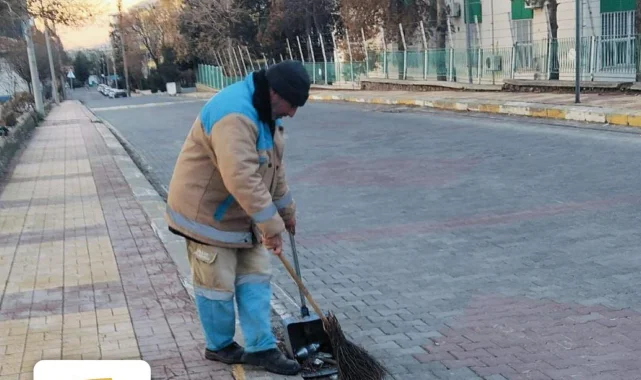 Haliliye'de Hijyen Seferberliği Caddelerden Parklara Devam Ediyor