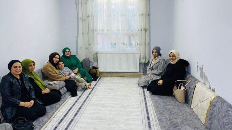 Hilvan AK Parti Kadın Kolları'ndan Gümüşlü Ailesi'ne Ziyaret