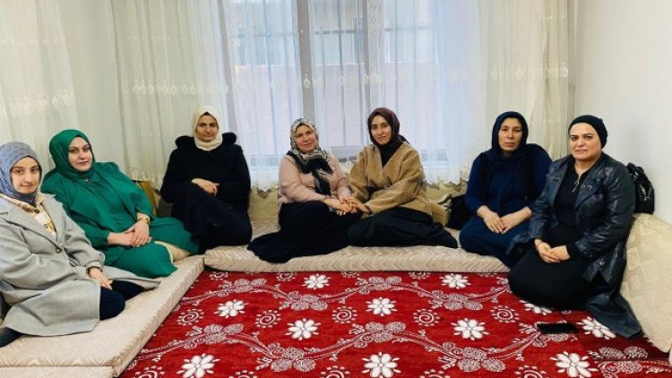 Hilvan AK Parti Kadın Kolları'ndan Hane Ziyareti
