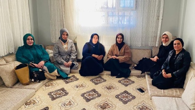 Hilvan AK Parti Kadın Kolları'ndan Mahalle Başkanı'na Ziyaret
