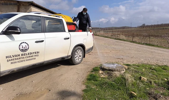Hilvan Belediyesi Vektör ve Haşere Mücadelesini Aralıksız Sürdürüyor
