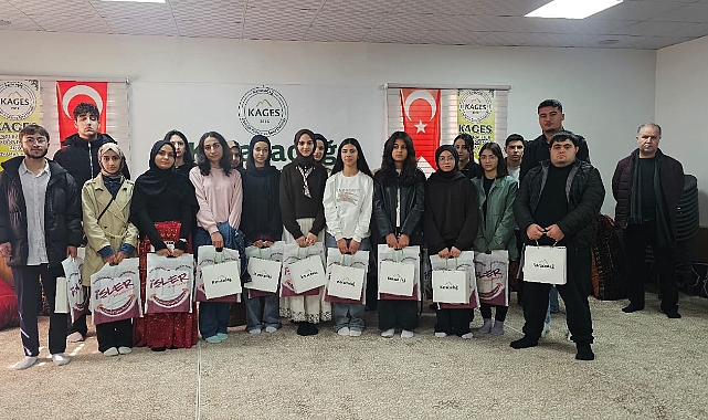 KAGES’ten YKS Adaylarına Üniversite ve Meslek Seçimi Buluşması