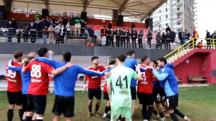 Karaköprü Belediyespor'dan Sevinç Paylaşımı: 