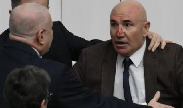 Meclis'te Kavga: CHP'li Mahmut Tanal'ın Burnu Kırıldı