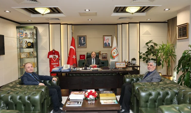 Şanlıurfa'da Bürokratlar Belediye Başkanı Gülpınar'ı Ziyaret Etti