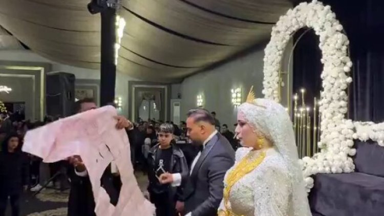 Şanlıurfa'da Düğünde Damada Para Gömlek Giydirildi