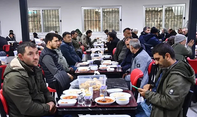 Siverek Belediyesinden ''Ramazan Sofrası'' Bereketi