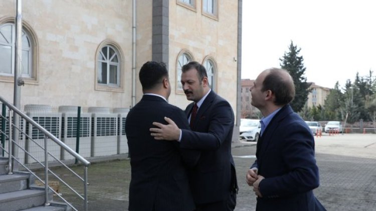 Siverek Kaymakamı ve Başsavcısı Viranşehir Kaymakamı'nı Ziyaret Etti