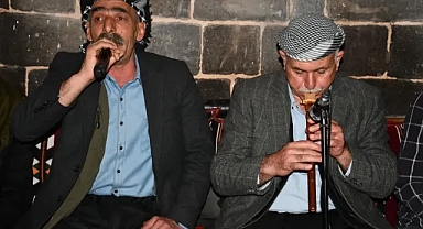 Siverek'te dengbejler tarihi hamamda haykırdı